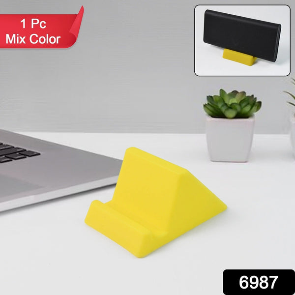 Travel Mate Mini Stand